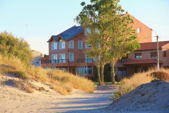 Hosteria Solar De La Costa Пуэрто-Мадрин Экстерьер фото